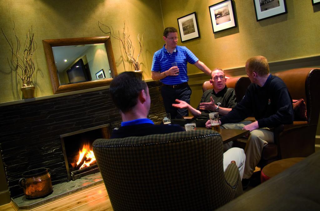 The Tontine Hotel Peebles Extérieur photo